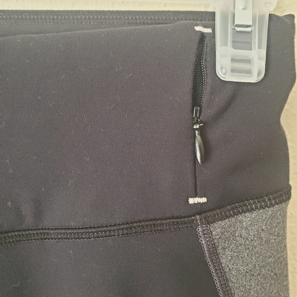 Calia Black Geometric Capri Length Workout Athletic Legging Capris Size … - Picture 6 of 6